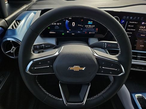 New 2026 Chevrolet Equinox EV LT FWD image 13