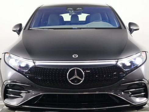 Certified 2023 Mercedes-Benz EQS 580 4MATIC Sedan image 2