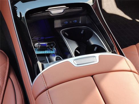 Used 2024 Mercedes-Benz S 580 4MATIC Sedan image 18