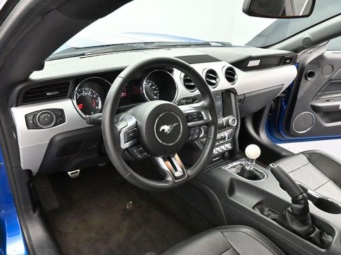 Used 2017 Ford Mustang GT Premium RWD image 13