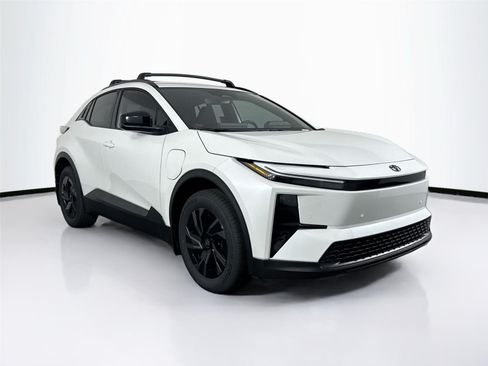 New 2026 Toyota C-HR AWD/4WD image 10