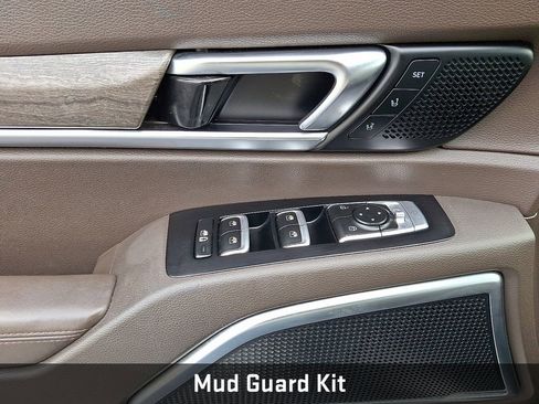 Used 2020 Kia Telluride SX image 16