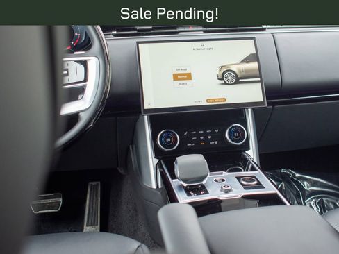 Certified 2023 Land Rover Range Rover Long Wheelbase SE AWD/4WD image 21