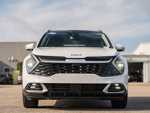 Used 2023 Kia Sportage SX image 2