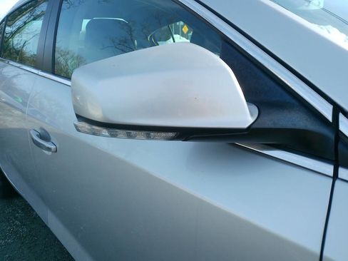 Used 2011 Buick LaCrosse CXL image 19