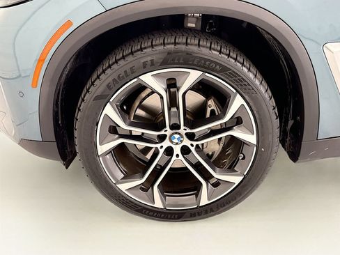 Used 2024 BMW X5 xDrive40i w/ Premium Package AWD/4WD image 29