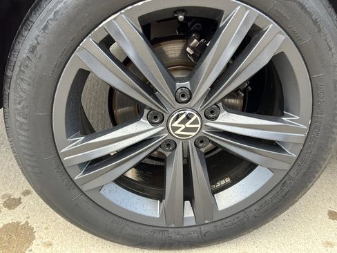 Certified 2022 Volkswagen Jetta SE image 12