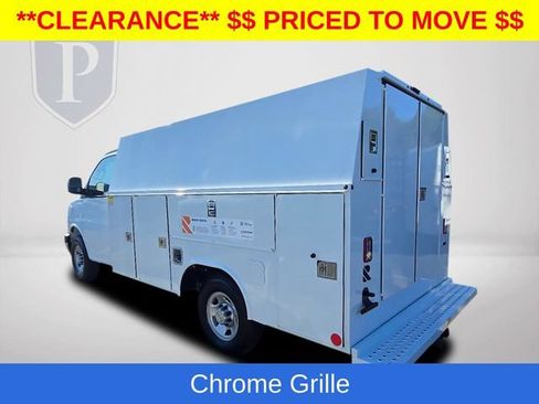 New 2025 Chevrolet Express 3500 w/ Power Convenience Package RWD image 10