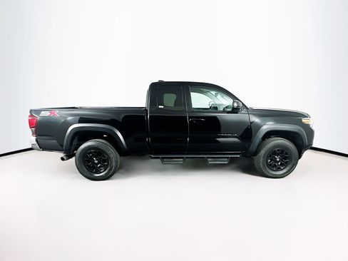 Used 2023 Toyota Tacoma SR5 image 10