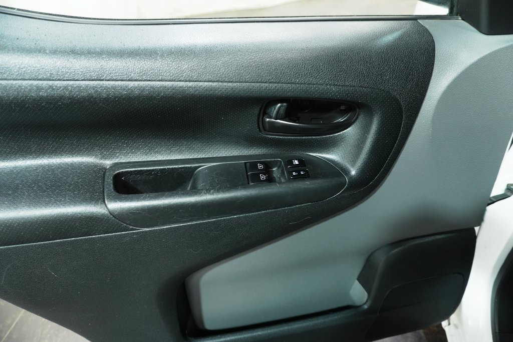Used 2017 Nissan NV200 S w/ Cruise Control Package FWD image 16