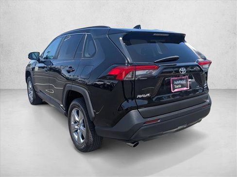 Used 2024 Toyota RAV4 XLE AWD/4WD image 8