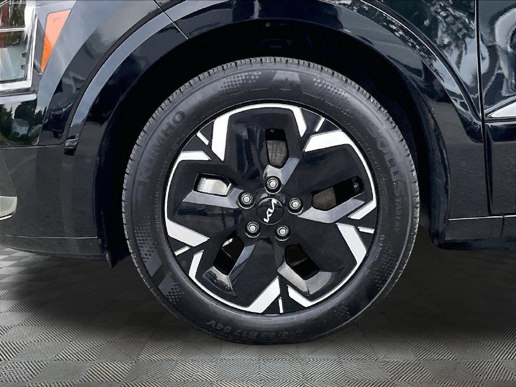 Used 2025 Kia Niro Wind w/ Wind Preserve Package FWD image 7