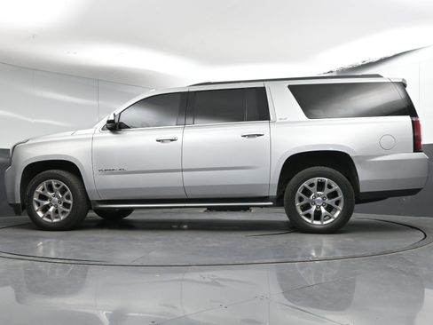 Used 2017 GMC Yukon XL SLT image 30