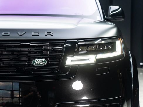 Used 2023 Land Rover Range Rover Long Wheelbase Autobiography AWD/4WD image 4