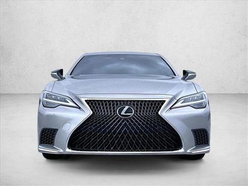 Used 2021 Lexus LS 500 w/ Accessory Package (Z2) RWD image 3
