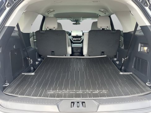 New 2026 Ford Explorer Active w/ Active Comfort Package AWD/4WD image 9