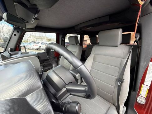 Used 2008 Jeep Wrangler Unlimited Rubicon w/ Dual Top Group image 23
