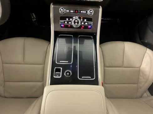 Certified 2023 Lincoln Aviator Reserve image 14