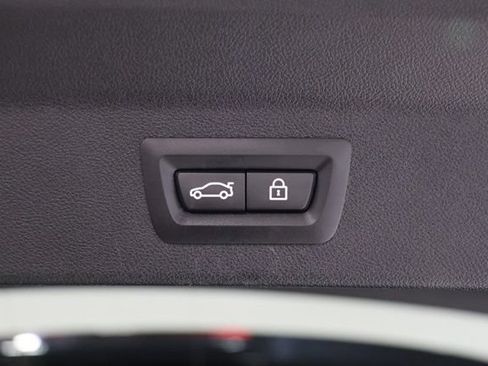 Used 2021 BMW X3 xDrive30i w/ Convenience Package AWD/4WD image 36