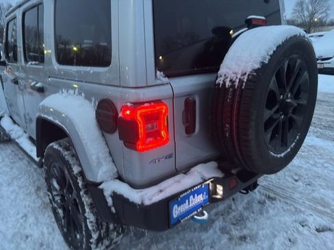 Used 2023 Jeep Wrangler Unlimited Sahara w/ Cold Weather Group image 5