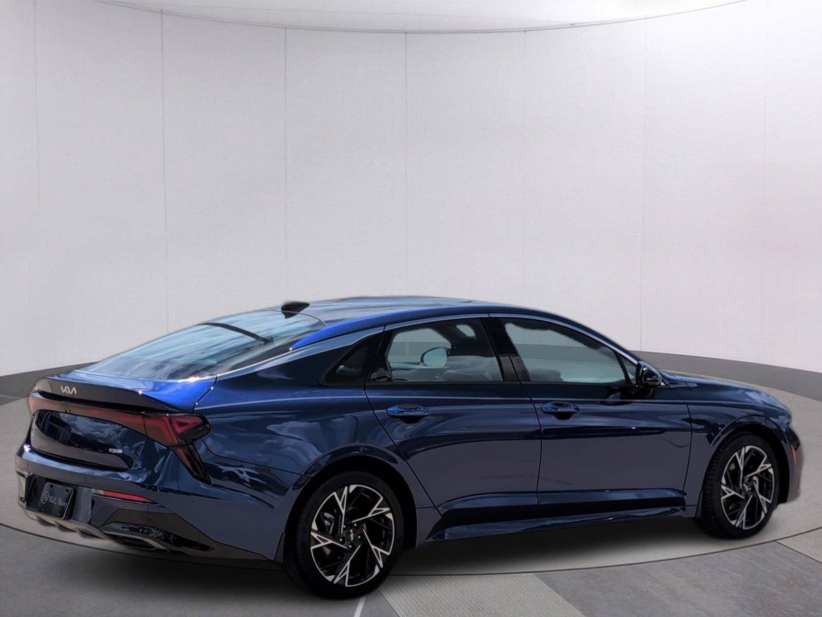 Used 2025 Kia K5 GT-Line w/ GT-Line Premium Package FWD image 8