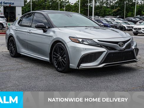 Used 2021 Toyota Camry XSE w/ Navigation Package FWD image 6