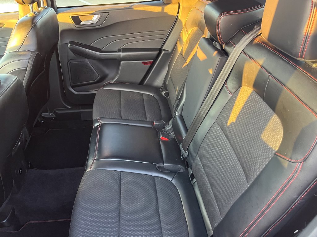 Used 2023 Ford Escape ST-Line w/ Tech Pack #1 FWD image 10