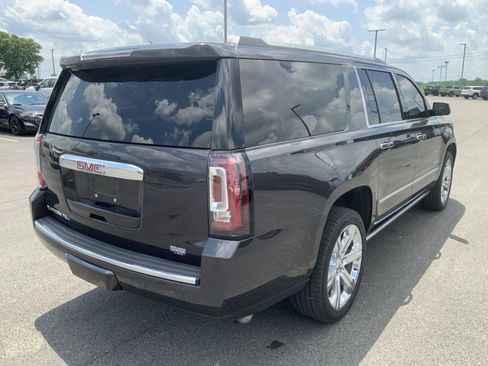 Used 2018 GMC Yukon XL Denali w/ Denali Ultimate Package AWD/4WD image 14