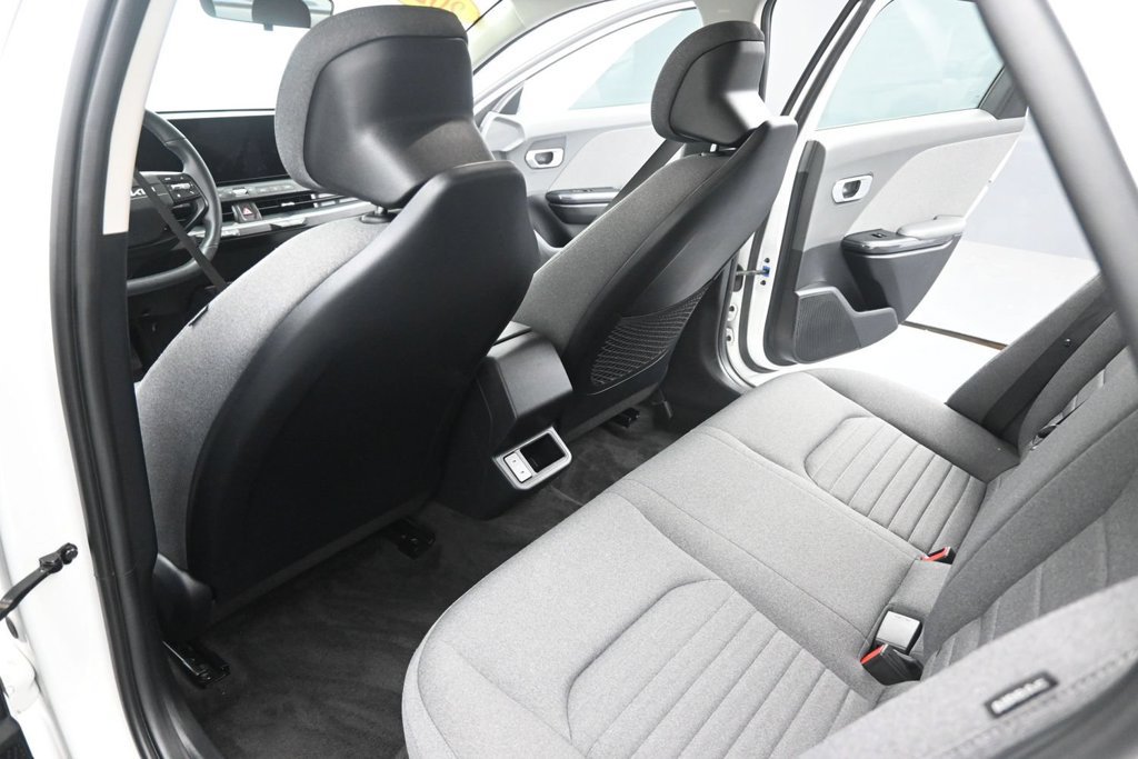 Used 2025 Kia K4 EX FWD image 14