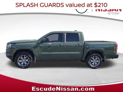 Certified 2022 Nissan Frontier SV w/ Technology Package AWD/4WD image 7