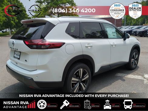 New 2025 Nissan Rogue SL w/ SL Premium Package image 5