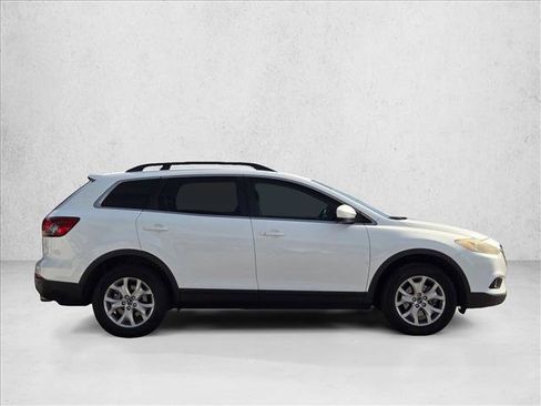 Used 2014 MAZDA CX-9 Touring w/ Touring Technology Package image 4