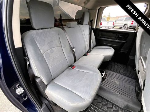 Used 2016 RAM 2500 Tradesman w/ Chrome Appearance Group image 25