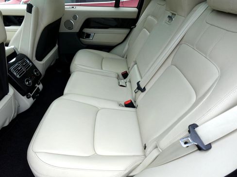 Used 2019 Land Rover Range Rover image 11