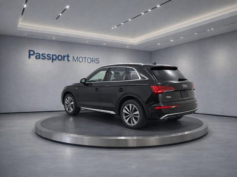 Used 2023 Audi Q5 2.0T Premium Plus w/ Premium Plus Package AWD/4WD image 6