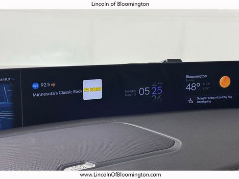 New 2025 Lincoln Navigator L Reserve w/ Jet Appearance Package image 32