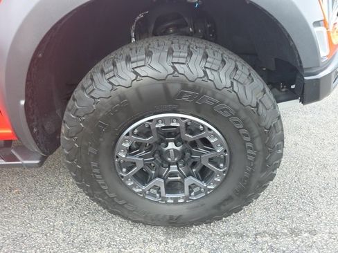 Used 2022 Ford F150 Raptor w/ Equipment Group 801A High image 9