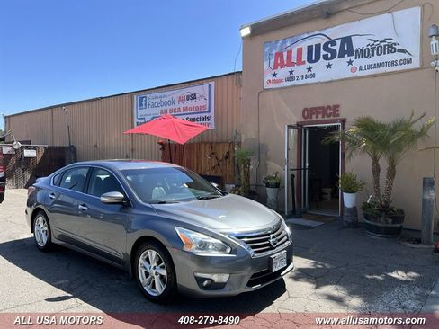 Used 2015 Nissan Altima 2.5 SL w/ Technology Package FWD image 3