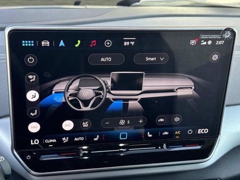 New 2025 Volkswagen ID.4 Pro image 14