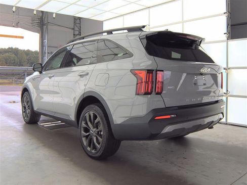 Used 2022 Kia Sorento SX Prestige w/ Rust Color Package AWD/4WD image 11