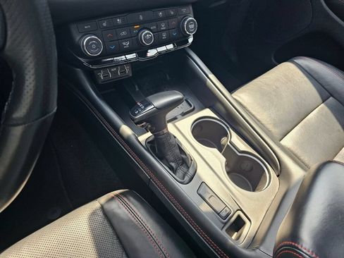 Used 2025 Dodge Durango R/T AWD/4WD image 26