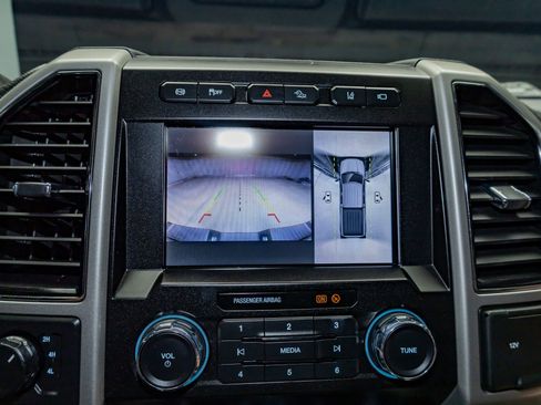 Used 2021 Ford F250 Lariat image 22