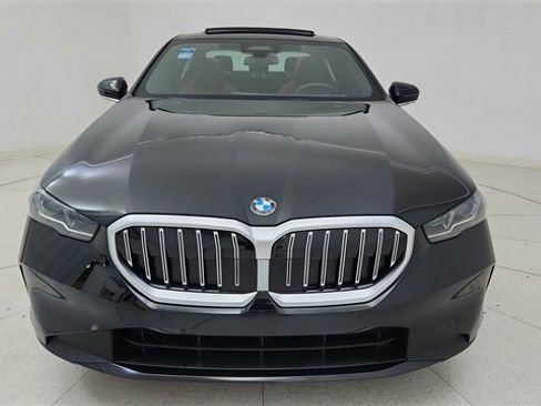 Used 2026 BMW 540i xDrive 540i xDrive image 2