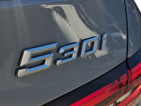 Used 2025 BMW 530i xDrive w/ M Sport Package image 30