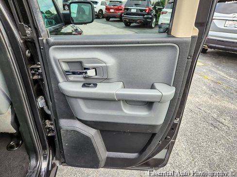 Used 2018 RAM 1500 Big Horn AWD/4WD image 28