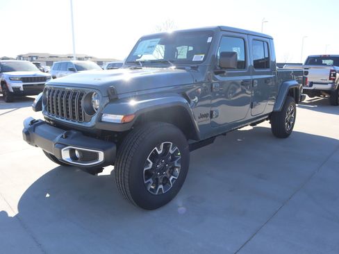 New 2026 Jeep Gladiator Sport AWD/4WD image 10
