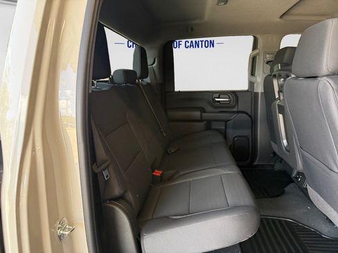 New 2026 Chevrolet Silverado 2500 Custom w/ Custom Value Package AWD/4WD image 15