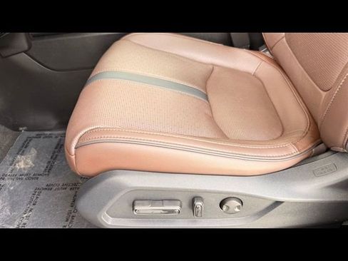 Used 2024 Honda Pilot Elite image 5