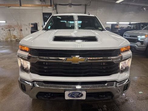 New 2026 Chevrolet Silverado 2500 LT AWD/4WD image 2