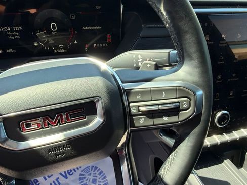 Used 2025 GMC Acadia Elevation FWD image 22